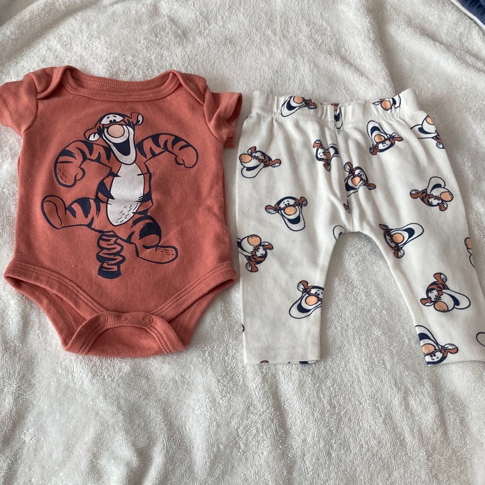 3 fo $16 Disney Tigger Bodysuit and Pants Set - Orange and White